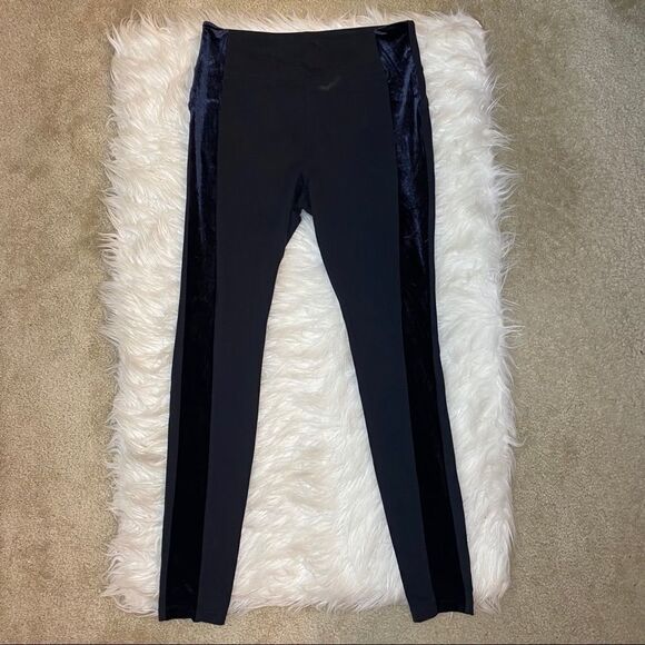 Athleta Metro Velvet Tux Tight in black - Picture 4 of 12